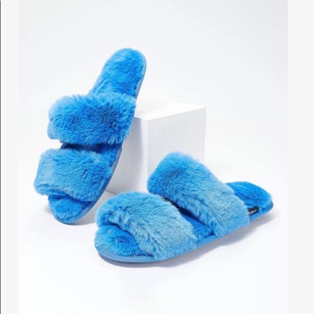 Womens Muk Luks Blue Double-Strap Plush Slippers Size 9‎ New